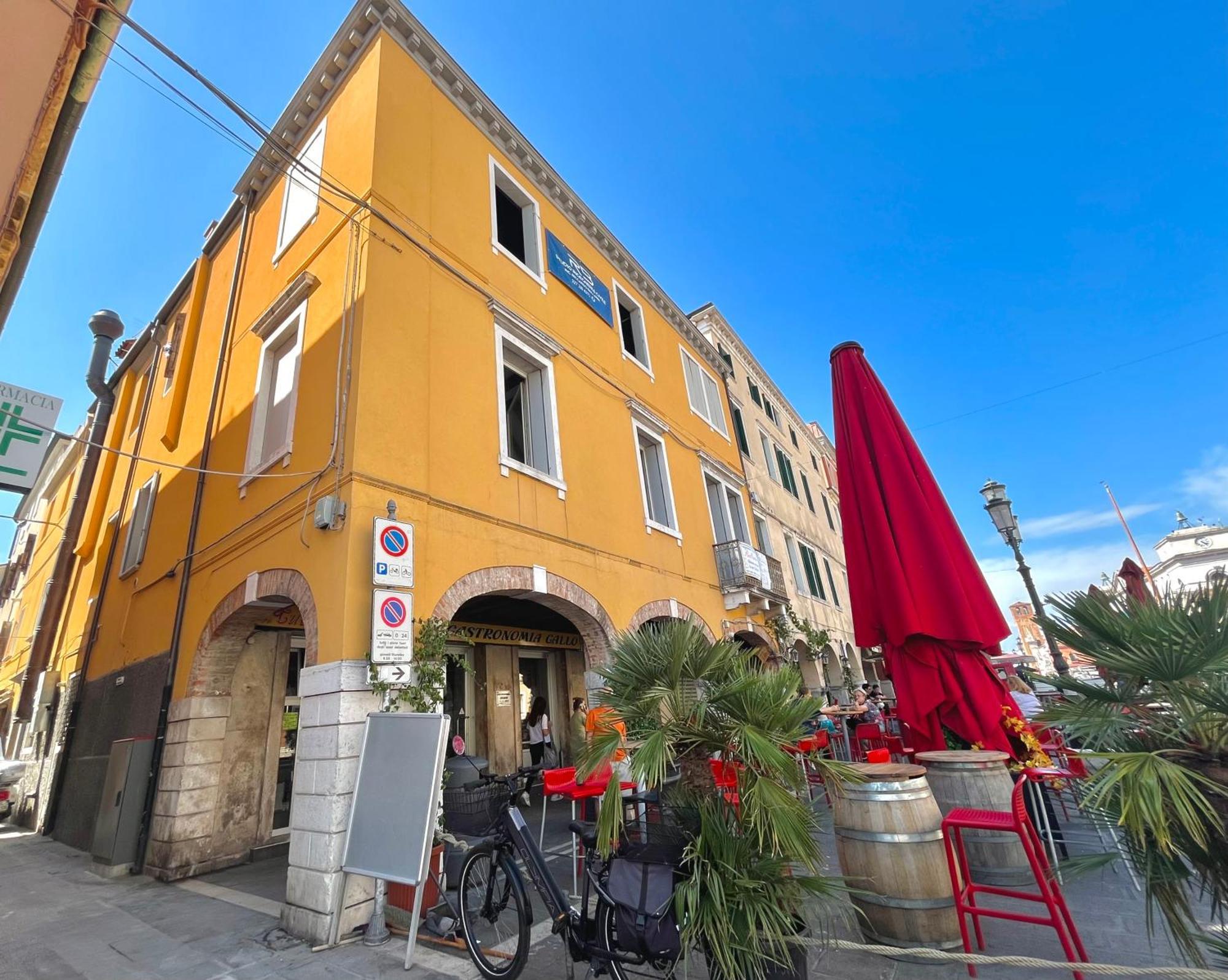 Airoldi Palace Apartment Chioggia Extérieur photo